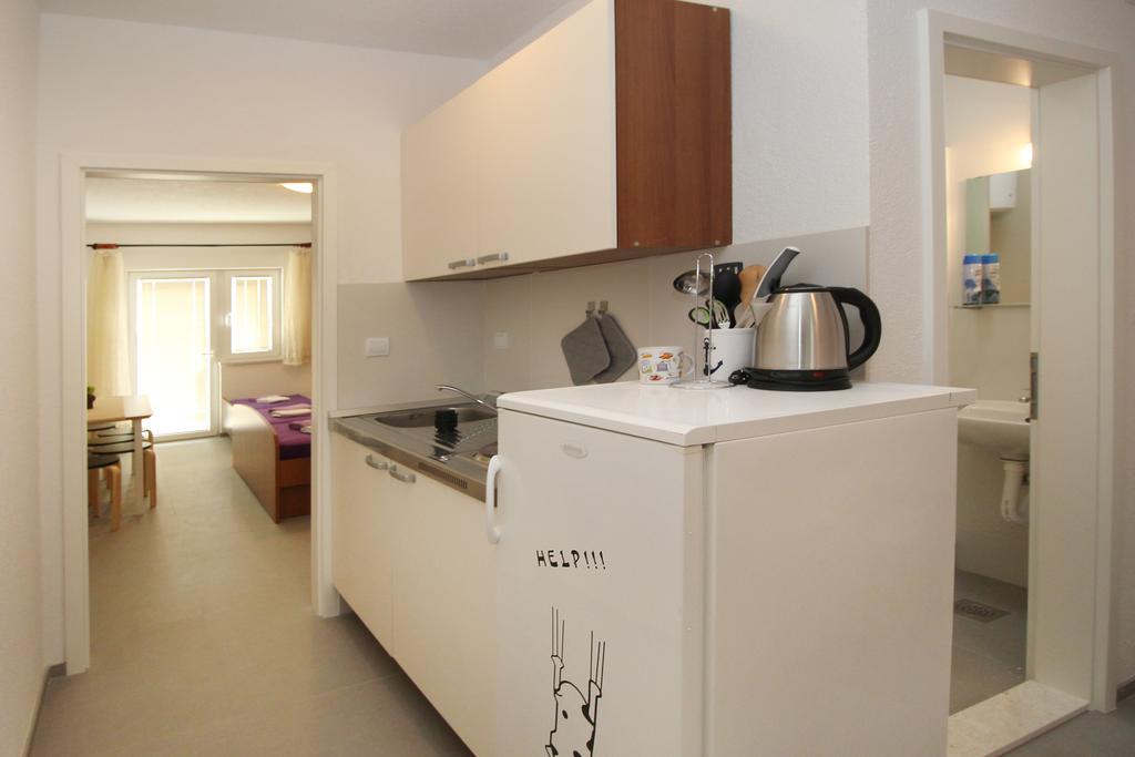 Stanicicke Apartments Baška Voda Eksteriør bilde