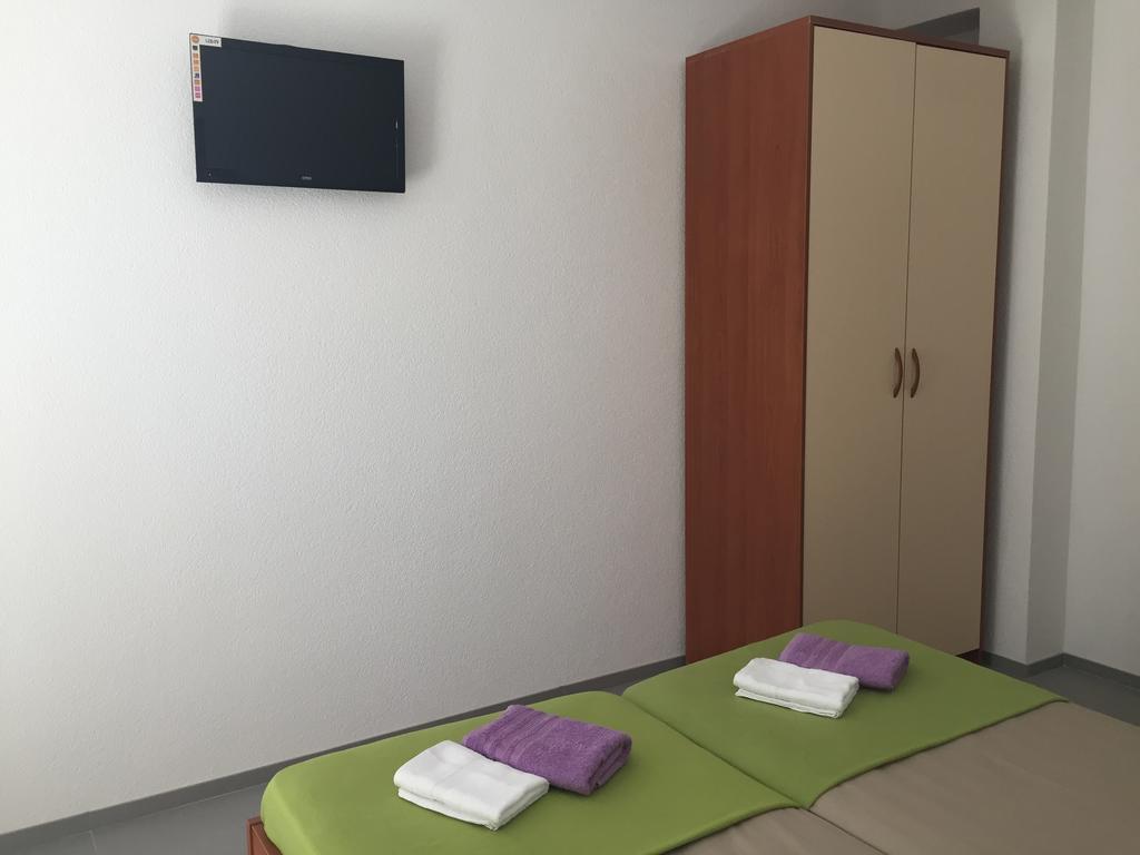 Stanicicke Apartments Baška Voda Eksteriør bilde